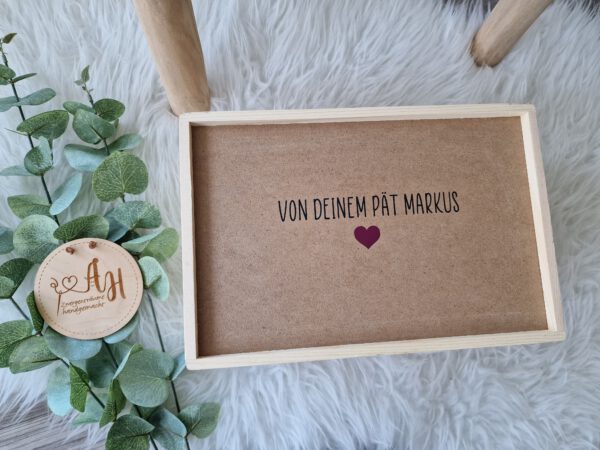 Personalisierte Erinnerungsbox aus Holz – Bild 13