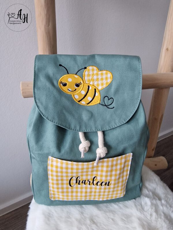 Personalisierter Kindergartenrucksack mit Stickmotiv und Name | Kindergartenkind | Kindergartenstart – Bild 4